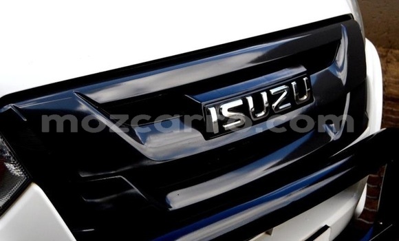 Tenga Tsaru Isuzu KB Zvimwe Mota in Mocambique in Nampula Tenga Tsaru Isuzu KB Zvimwe Mota in Mocambique in Nampula