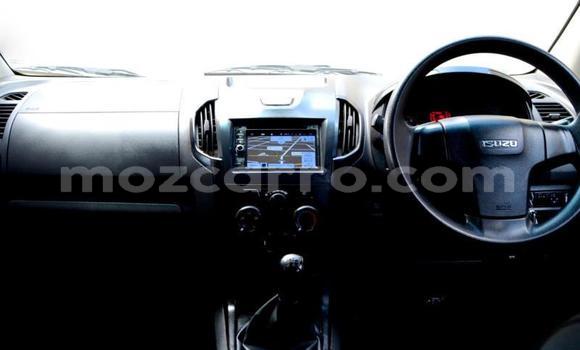 Tenga Tsaru Isuzu KB Zvimwe Mota in Mocambique in Nampula Tenga Tsaru Isuzu KB Zvimwe Mota in Mocambique in Nampula