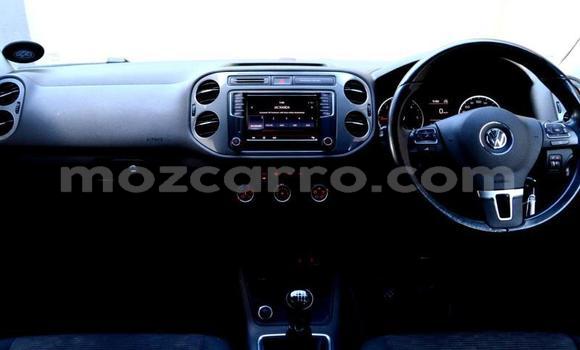 Nunua Ilio tumika Volkswagen Tiguan Nyeupe Gari ndani ya Mocambique nchini Nampula Nunua Ilio tumika Volkswagen Tiguan Nyeupe Gari ndani ya Mocambique nchini Nampula