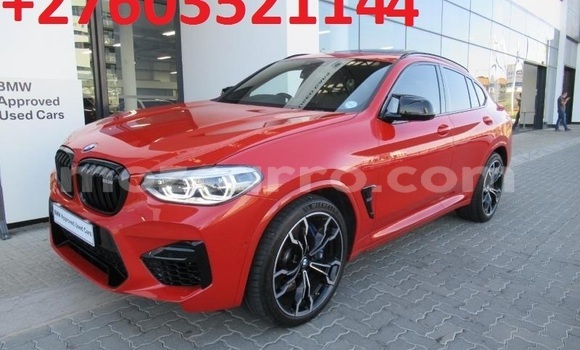 Comprar Usado BMW X4 Vermelho Carro em Maputo em Maputo Comprar Usado BMW X4 Vermelho Carro em Maputo em Maputo
