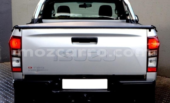 Buy Used Isuzu KB Other Car in Mocambique in Nampula Buy Used Isuzu KB Other Car in Mocambique in Nampula