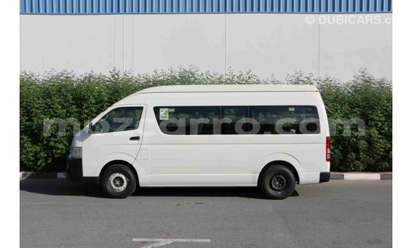 Comprar Importar Toyota Hiace Branco Carro em Import - Dubai em Cabo Delgado Comprar Importar Toyota Hiace Branco Carro em Import - Dubai em Cabo Delgado
