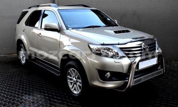 Comprar Usado Toyota Fortuner De outros Carro em Moçambique em Nampula Comprar Usado Toyota Fortuner De outros Carro em Moçambique em Nampula