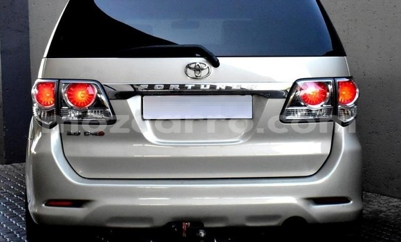 Comprar Usado Toyota Fortuner De outros Carro em Moçambique em Nampula Comprar Usado Toyota Fortuner De outros Carro em Moçambique em Nampula