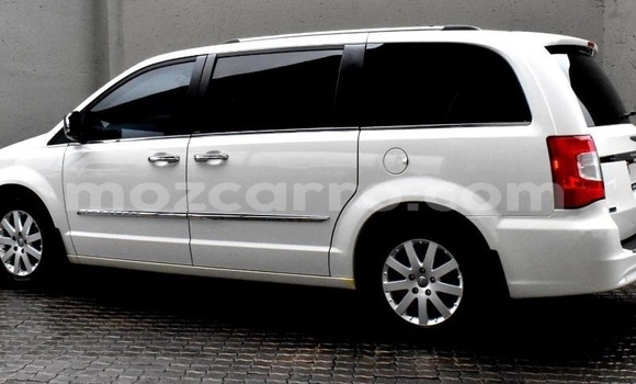 Tenga Tsaru Chrysler Voyager Zvimwe Mota in Mocambique in Nampula Tenga Tsaru Chrysler Voyager Zvimwe Mota in Mocambique in Nampula