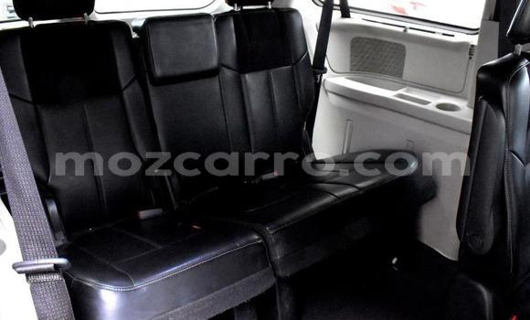 Tenga Tsaru Chrysler Voyager Zvimwe Mota in Mocambique in Nampula Tenga Tsaru Chrysler Voyager Zvimwe Mota in Mocambique in Nampula