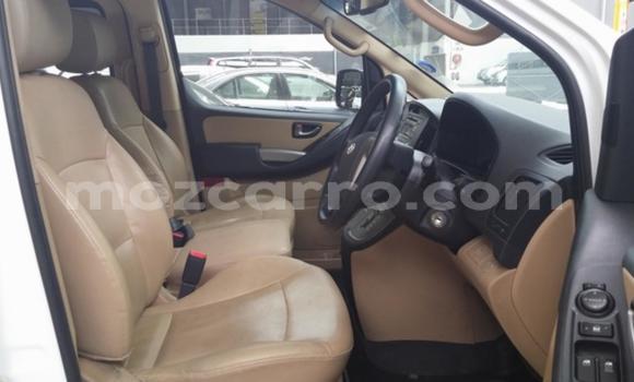 Tenga Tsaru Hyundai H1 Chena Mota in Maputo in Maputo Tenga Tsaru Hyundai H1 Chena Mota in Maputo in Maputo