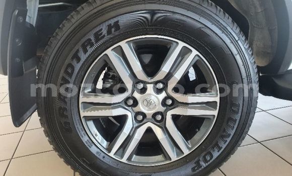 Buy Used Toyota Fortuner White Car in Maputo in Maputo Buy Used Toyota Fortuner White Car in Maputo in Maputo