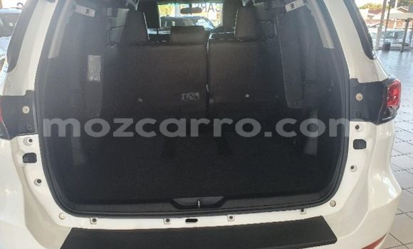 Buy Used Toyota Fortuner White Car in Maputo in Maputo Buy Used Toyota Fortuner White Car in Maputo in Maputo