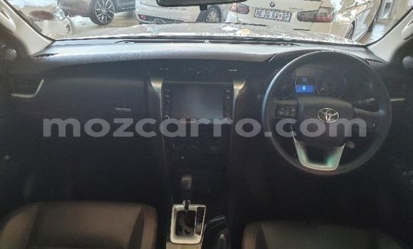 Buy Used Toyota Fortuner White Car in Maputo in Maputo Buy Used Toyota Fortuner White Car in Maputo in Maputo