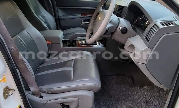 Buy Used Jeep Grand Cherokee White Car in Maputo in Maputo Buy Used Jeep Grand Cherokee White Car in Maputo in Maputo