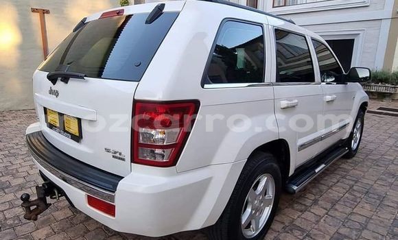 Buy Used Jeep Grand Cherokee White Car in Maputo in Maputo Buy Used Jeep Grand Cherokee White Car in Maputo in Maputo