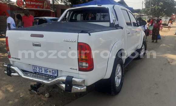 Tenga Tsaru Toyota Pickup Chena Mota in Maputo in Maputo Tenga Tsaru Toyota Pickup Chena Mota in Maputo in Maputo