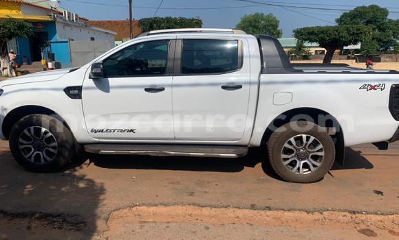 Nunua Ilio tumika Ford Ranger Nyeupe Gari ndani ya Maputo nchini Maputo Nunua Ilio tumika Ford Ranger Nyeupe Gari ndani ya Maputo nchini Maputo