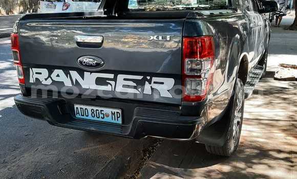 Nunua Ilio tumika Ford Ranger Nyeusi Gari ndani ya Mocambique nchini Nampula Nunua Ilio tumika Ford Ranger Nyeusi Gari ndani ya Mocambique nchini Nampula