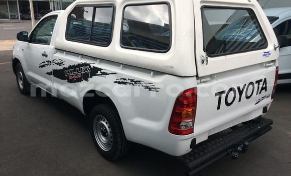 Comprar Usado Toyota Hilux Branco Carro em Maputo em Maputo Comprar Usado Toyota Hilux Branco Carro em Maputo em Maputo