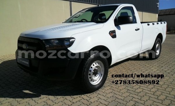 Tenga Tsaru Ford Ranger Chena Mota in Maputo in Maputo