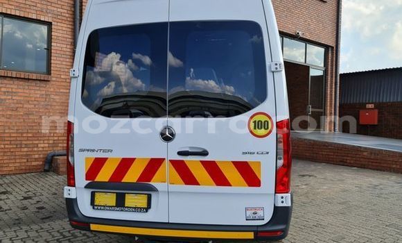 Buy Used Mercedes‒Benz S-klasse White Car in Maputo in Maputo Buy Used Mercedes‒Benz S-klasse White Car in Maputo in Maputo