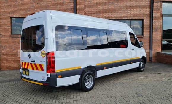 Buy Used Mercedes‒Benz S-klasse White Car in Maputo in Maputo Buy Used Mercedes‒Benz S-klasse White Car in Maputo in Maputo