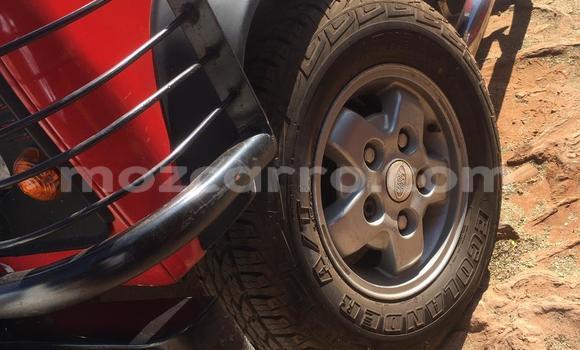 Buy Used Land Rover Defender Red Car in Mocambique in Nampula Buy Used Land Rover Defender Red Car in Mocambique in Nampula