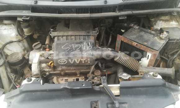 Nunua Ilio tumika Toyota Ractis Nyeupe Gari ndani ya Maputo nchini Maputo Nunua Ilio tumika Toyota Ractis Nyeupe Gari ndani ya Maputo nchini Maputo