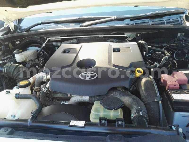 Big with watermark toyota hiluxe revo nampula mocambique 10584