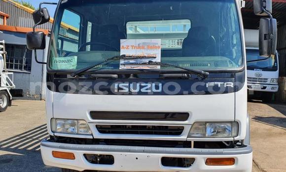 Comprar Usado Isuzu FTR 850 Branco Caminhão em Maputo em Maputo Comprar Usado Isuzu FTR 850 Branco Caminhão em Maputo em Maputo