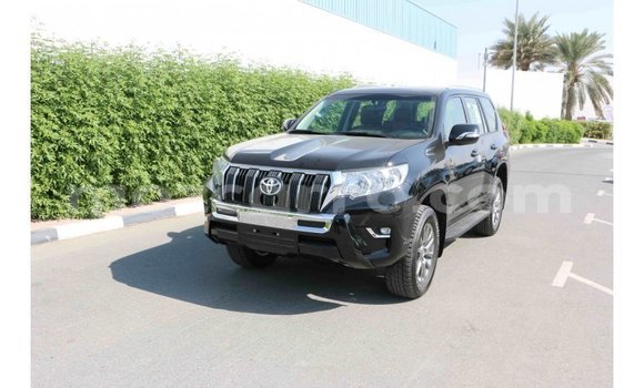 Comprar Importar Toyota Prado Branco Carro em Import - Dubai em Cabo Delgado Comprar Importar Toyota Prado Branco Carro em Import - Dubai em Cabo Delgado