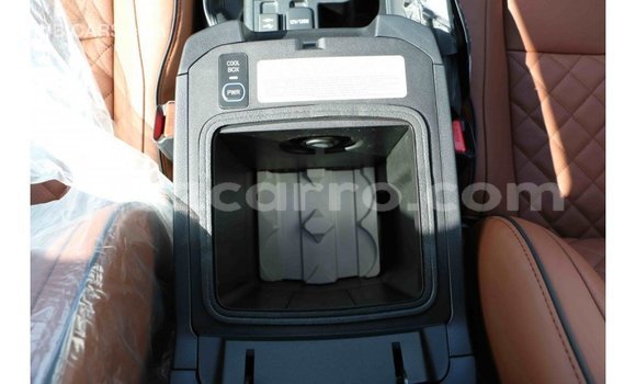 Comprar Importar Toyota Prado Branco Carro em Import - Dubai em Cabo Delgado Comprar Importar Toyota Prado Branco Carro em Import - Dubai em Cabo Delgado