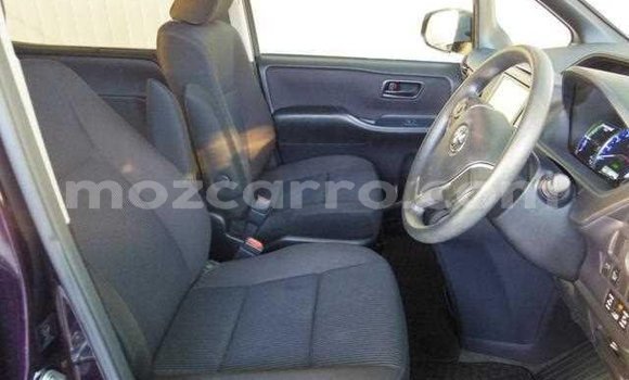 Buy Import Toyota Noah Other Car in Maputo in Maputo Buy Import Toyota Noah Other Car in Maputo in Maputo