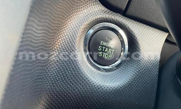 Comprar Novo Toyota Ractis Branco Carro em Maputo em Maputo Comprar Novo Toyota Ractis Branco Carro em Maputo em Maputo
