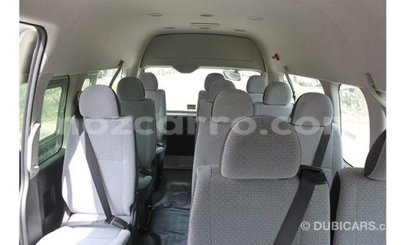 Comprar Importar Toyota Hiace Branco Carro em Import - Dubai em Cabo Delgado Comprar Importar Toyota Hiace Branco Carro em Import - Dubai em Cabo Delgado
