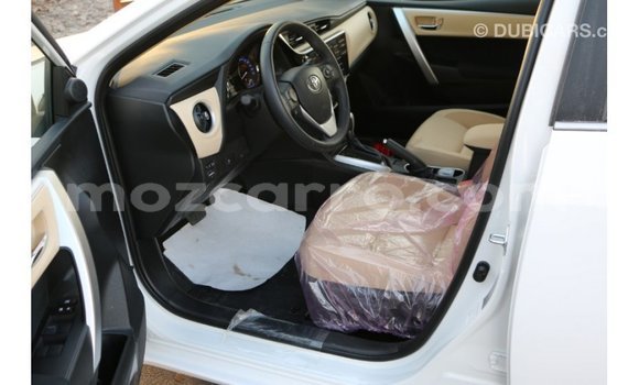 Comprar Importar Toyota Corolla Branco Carro em Import - Dubai em Cabo Delgado Comprar Importar Toyota Corolla Branco Carro em Import - Dubai em Cabo Delgado