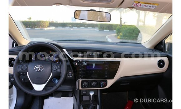 Comprar Importar Toyota Corolla Branco Carro em Import - Dubai em Cabo Delgado Comprar Importar Toyota Corolla Branco Carro em Import - Dubai em Cabo Delgado
