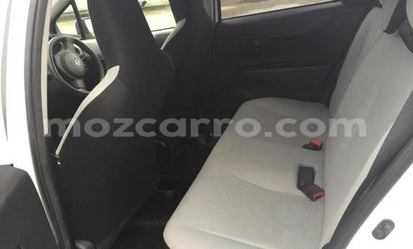 Buy Import Toyota Vitz Other Car in Maputo in Maputo Buy Import Toyota Vitz Other Car in Maputo in Maputo