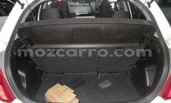 Buy Import Toyota Vitz Other Car in Maputo in Maputo Buy Import Toyota Vitz Other Car in Maputo in Maputo