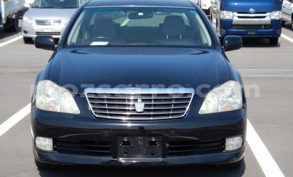 Tenga Imported Toyota Crown Zvimwe Mota in Maputo in Maputo Tenga Imported Toyota Crown Zvimwe Mota in Maputo in Maputo