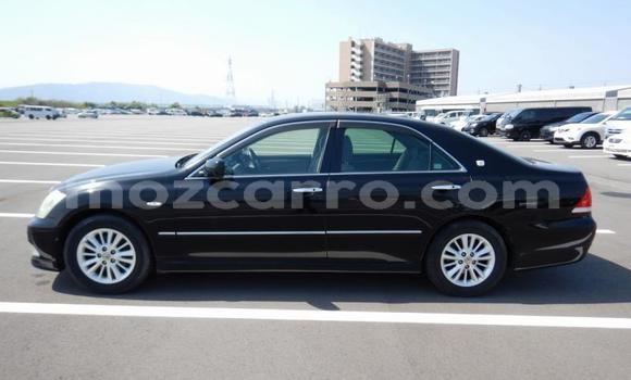 Tenga Imported Toyota Crown Zvimwe Mota in Maputo in Maputo Tenga Imported Toyota Crown Zvimwe Mota in Maputo in Maputo