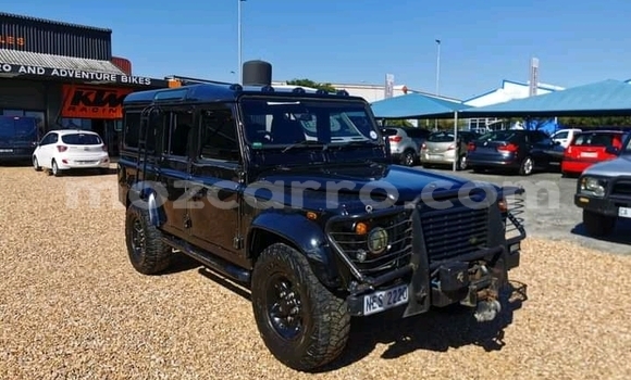 Buy Used Land Rover Defender Black Car in Boane in Maputo