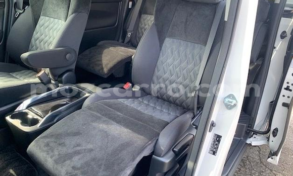 Buy Import Toyota Alphard Other Car in Maputo in Maputo Buy Import Toyota Alphard Other Car in Maputo in Maputo
