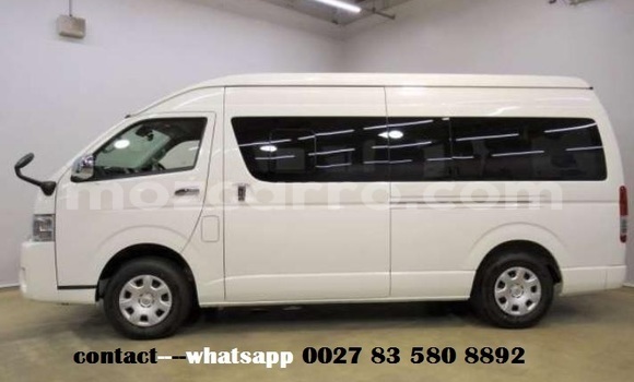 Nunua Imported Toyota Hiace Nyingine Gari ndani ya Maputo nchini Maputo Nunua Imported Toyota Hiace Nyingine Gari ndani ya Maputo nchini Maputo