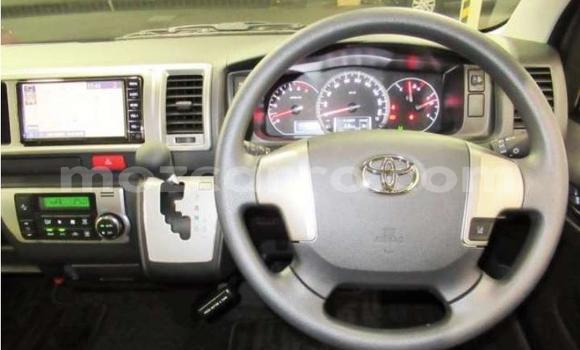 Nunua Imported Toyota Hiace Nyingine Gari ndani ya Maputo nchini Maputo Nunua Imported Toyota Hiace Nyingine Gari ndani ya Maputo nchini Maputo
