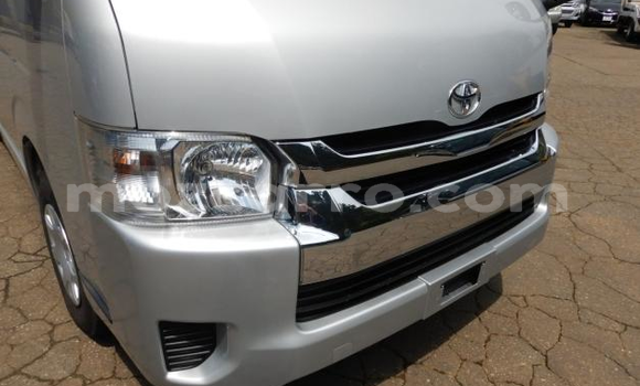 Buy Import Toyota Hiace Other Car in Maputo in Maputo Buy Import Toyota Hiace Other Car in Maputo in Maputo