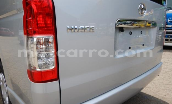 Buy Import Toyota Hiace Other Car in Maputo in Maputo Buy Import Toyota Hiace Other Car in Maputo in Maputo