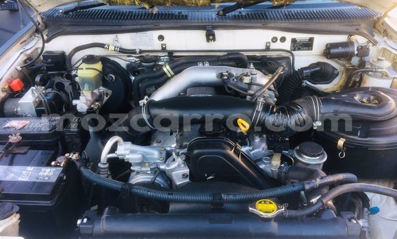 Tenga Tsaru Toyota Hilux Nhema Mota in Mabalane in Gaza Tenga Tsaru Toyota Hilux Nhema Mota in Mabalane in Gaza