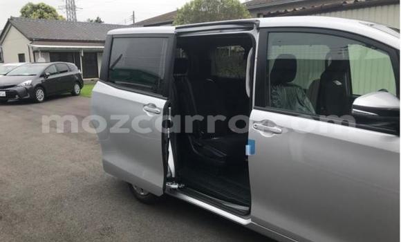 Nunua Imported Toyota Voxy Nyingine Gari ndani ya Maputo nchini Maputo Nunua Imported Toyota Voxy Nyingine Gari ndani ya Maputo nchini Maputo