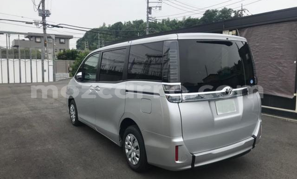 Nunua Imported Toyota Voxy Nyingine Gari ndani ya Maputo nchini Maputo Nunua Imported Toyota Voxy Nyingine Gari ndani ya Maputo nchini Maputo