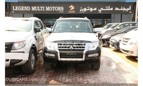 Comprar Importar Mitsubishi Pajero Preto Carro em Import - Dubai em Cabo Delgado Comprar Importar Mitsubishi Pajero Preto Carro em Import - Dubai em Cabo Delgado