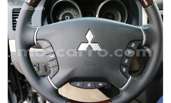 Comprar Importar Mitsubishi Pajero Preto Carro em Import - Dubai em Cabo Delgado Comprar Importar Mitsubishi Pajero Preto Carro em Import - Dubai em Cabo Delgado