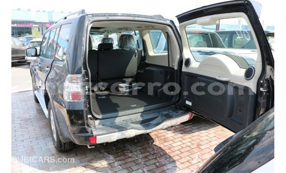 Comprar Importar Mitsubishi Pajero Preto Carro em Import - Dubai em Cabo Delgado Comprar Importar Mitsubishi Pajero Preto Carro em Import - Dubai em Cabo Delgado